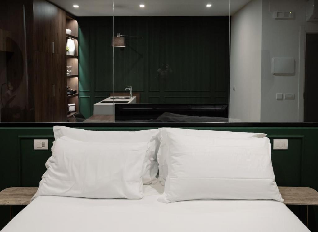 Salotto Room Boutique เปสการา ภายนอก รูปภาพ